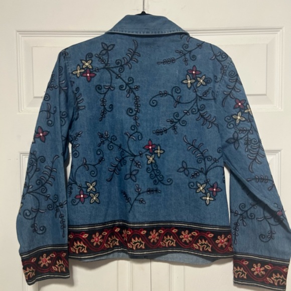 Chico's Embroidered Floral Vintage Denim Jacket Size Small - Picture 6 of 8